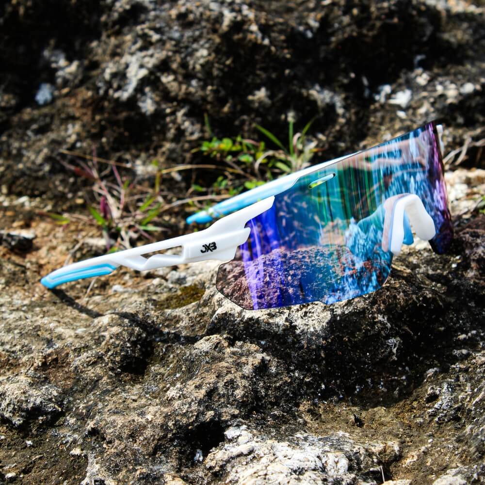 Top 5 Mountain Biking Sunglasses for Maximum Performance