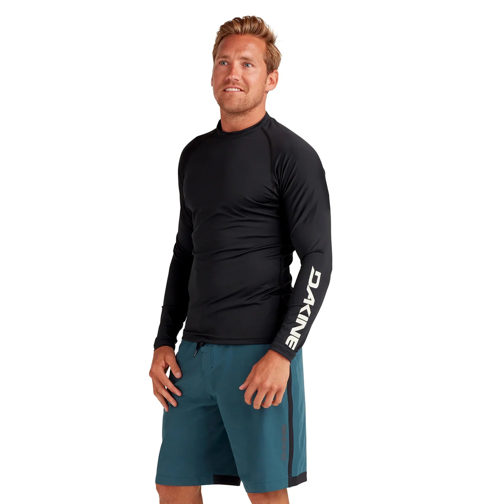 DAKI HD SNUG FIT LONG SLEEVE RASHGUARD CREW